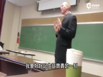 外国学生这样给老师过愚人节 教授整个吓傻！