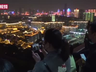 武汉开启夜游消费季+江城“夜经济”恢复活力
