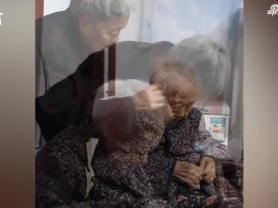 焦作81岁独生女照顾102岁老母亲：每天喊一声妈妈很幸福