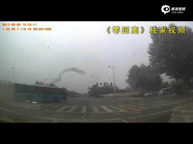 南京惨烈车祸瞬间