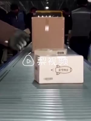 疫情致快递激增 韩国快递员过劳死人数增多