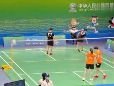 羽毛球团体小组赛开赛 陈雨菲领衔浙江队战胜对手