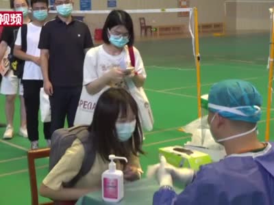 武汉高校学生返校后免费进行核酸检测
